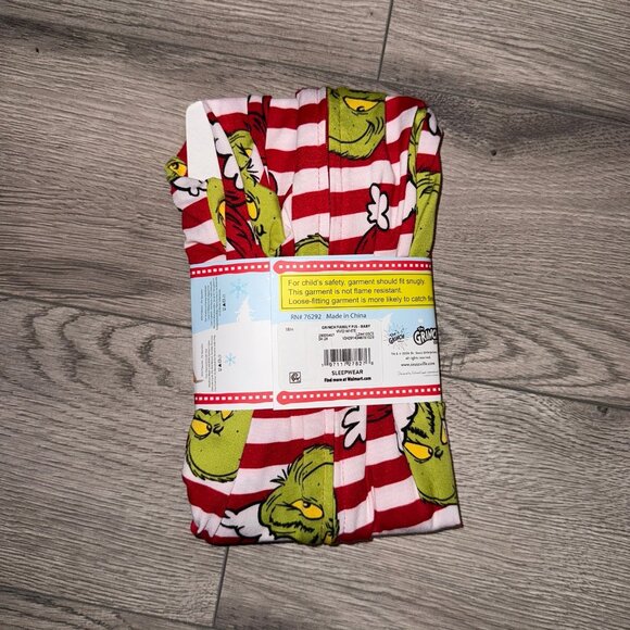 The Grinch Christmas sleeper - Picture 3 of 3